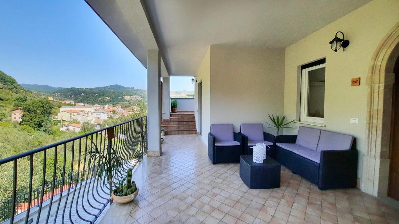 Casa Elisabetta Shortlets Apartman Caposele Kültér fotó